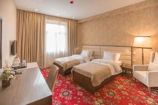 Отель Sota Metekhi Hotel Тбилиси Улучшенный двухместный номер с 1 кроватью или 2 отдельными кроватями, вид на горы-6